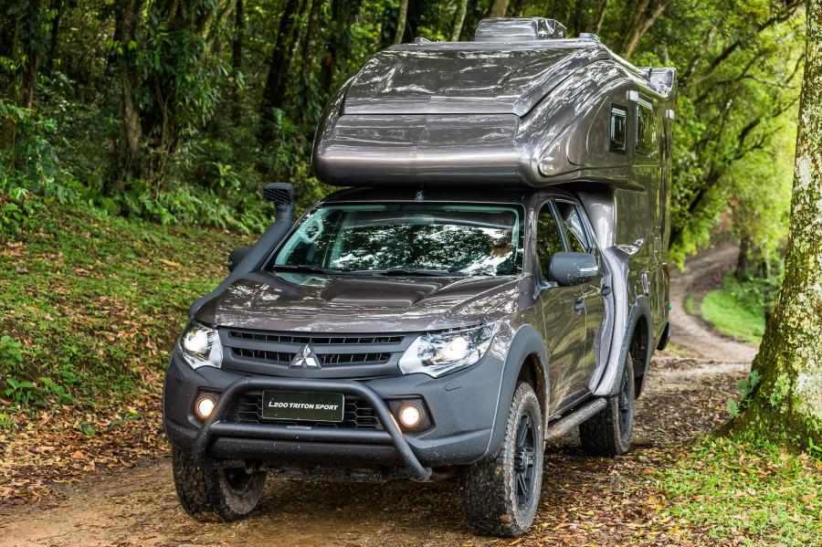  Mitsubishi L200 Triton Sport Duaron 2018 года  (фото 6 из 20)